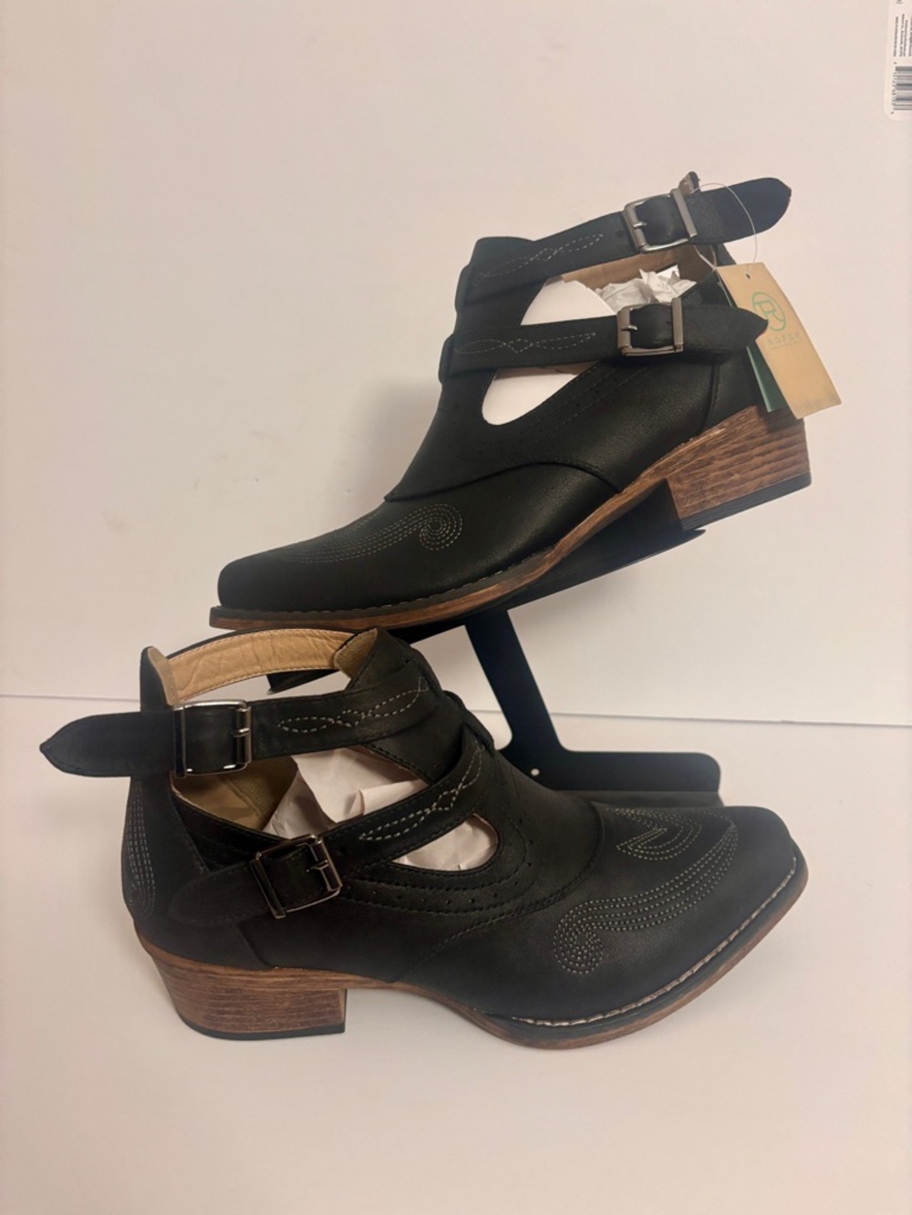 Roper Willa Women’s size 9.5